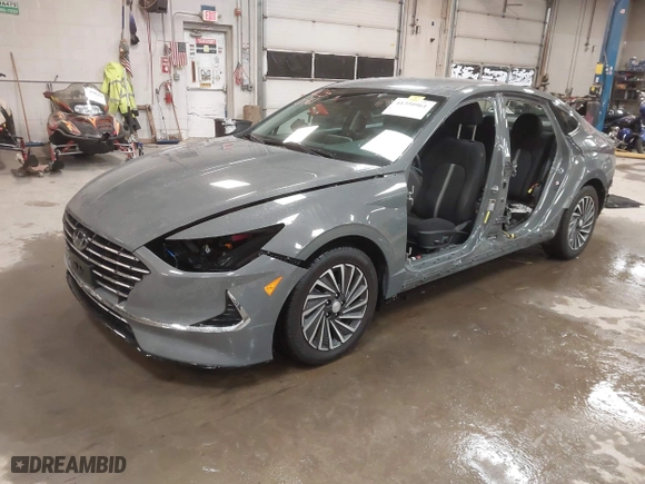 2022 Hyundai Sonata Hybrid SEL with VIN KMHL34JJ5NA047976, listed as a IAAI auction lot 41350961 with 25,063 mi miles. Bid and sale history available at carsss.com. Image 20.