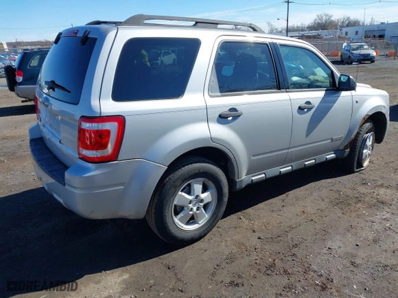 2008 Ford Escape XLT with VIN 1FMCU031X8KE76869, listed as a IAAI auction lot 41802935 with 155,746 mi miles. Bid and sale history available at carsss.com. Image 4.