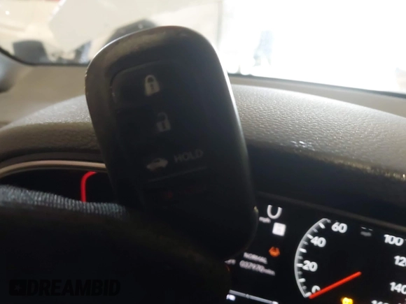 2022 Honda Civic Si with VIN 2HGFE1E59NH472028, listed as a IAAI auction lot 41249075 with 37,970 mi miles and . Bid and sale history available at DreamBid. Image 11.