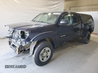 2013 Toyota Tacoma z VIN 5TFUX4EN0DX023090, wystawiony jako Copart lot #54564735 z przebiegiem 138 641 mil mil oraz Szkoda całkowita • Salvage title. Historia ofert i sprzedaży dostępna na DreamBid. Obrazek 1.
