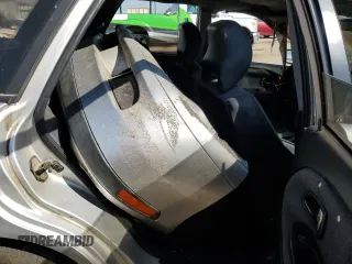 2001 Volvo V40 z VIN YV1VW29531F601362, wystawiony jako Copart lot #72295744 z przebiegiem Nie podano mil oraz Szkody całkowita. Historia ofert i sprzedaży dostępna na DreamBid. Obrazek 10.