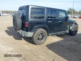 2008 Jeep Wrangler Unlimited Sahara with VIN 1J4GB59118L522013, listed as a IAAI auction lot 41644487 with 227,176 mi miles and . Bid and sale history available at DreamBid. Image 4.