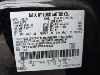 2023 Ford Maverick XL z VIN 3FTTW8E39PRA28323, wystawiony jako IAAI lot #42482477 z przebiegiem 24 651 mil mil oraz . Historia ofert i sprzedaży dostępna na DreamBid. Obrazek 9.