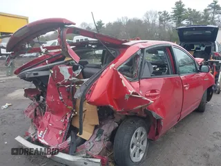 2008 Toyota Prius with VIN JTDKB20U887708775, listed as a IAAI auction lot 42012388 with 212,285 mi miles and . Bid and sale history available at carsss.com. Image 4.