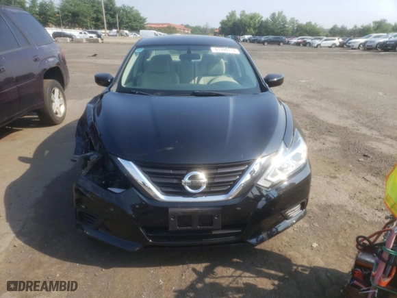 2017 Nissan Altima 2.5 SR with VIN 1N4AL3AP5HC151103, listed as a Copart auction lot 61390774 with 76,748 mi miles and Salvage Title. Bid and sale history available at carsss.com. Image 5.