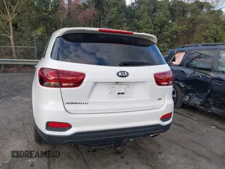 2020 Kia Sorento LX with VIN 5XYPG4A3XLG643836, listed as a IAAI auction lot 40851409 with 76,555 mi miles. Bid and sale history available at carsss.com. Image 16.