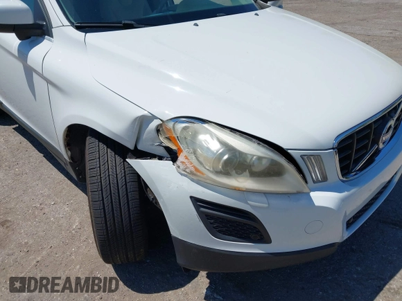 2013 Volvo XC60 3.2L с VIN YV4952DL3D2378376, выставлен на аукционе IAAI как лот 42037112 с пробегом 83 339 миль миль и . История ставок и продаж доступна на DreamBid. Изображение 6.