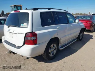 2004 Toyota Highlander with VIN JTEGP21A240014285, listed as a IAAI auction lot 40966910 with 167,728 mi miles. Bid and sale history available at carsss.com. Image 4.