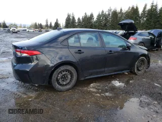 2021 Toyota Corolla LE with VIN 5YFEPMAE4MP203746, listed as a Copart auction lot 45423395 with 87,624 mi miles and Salvage Title. Bid and sale history available at DreamBid. Image 3.
