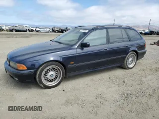 2000 BMW 5 Series 528iAt with VIN WBADP634XYBV64797, listed as a Copart auction lot 71316904 with 163,267 mi miles and Salvage Title. Bid and sale history available at carsss.com. Image 1.