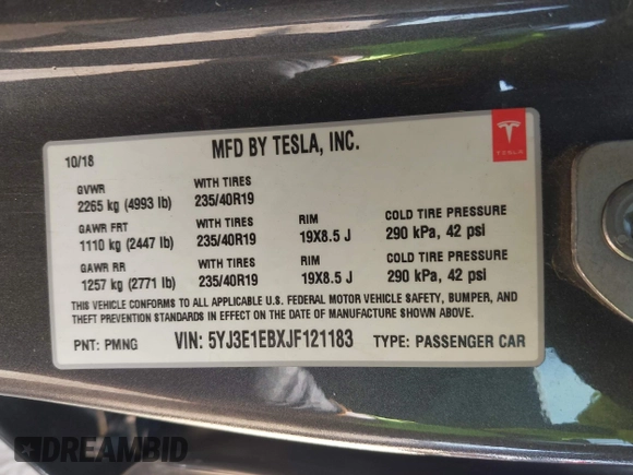 2018 Tesla Model 3 Long Range Battery z VIN 5YJ3E1EBXJF121183, wystawiony jako IAAI lot #42070712 z przebiegiem 71 823 mil mil oraz . Historia ofert i sprzedaży dostępna na DreamBid. Obrazek 9.