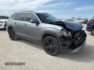 2022 Volkswagen Atlas SE z VIN 1V2KR2CA1NC561102, wystawiony jako Copart lot #49273605 z przebiegiem 43 983 mil mil oraz Szkoda całkowita • Salvage title. Historia ofert i sprzedaży dostępna na DreamBid. Obrazek 4.