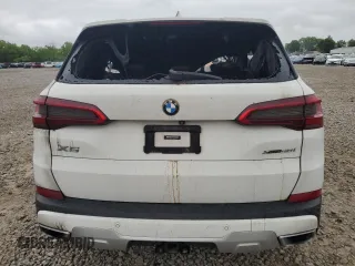 2019 BMW X5 xDrive40i z VIN 5UXCR6C51KLL26404, wystawiony jako Copart lot #58626355 z przebiegiem Nie podano mil oraz Nie do naprawy • Non repairable. Historia ofert i sprzedaży dostępna na DreamBid. Obrazek 6.