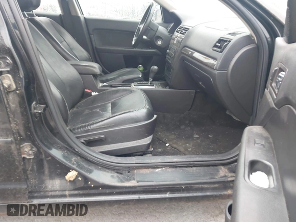 2006 Mercury Milan Premier with VIN 3MEHM08176R666316, listed as a IAAI auction lot 42049092 with 201,637 mi miles and . Bid and sale history available at DreamBid. Image 5.