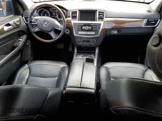 2013 Mercedes-Benz M 350 z VIN 4JGDA2EB4DA140648, wystawiony jako Copart lot #55334315 z przebiegiem 134 674 mil mil oraz Czysty tytuł • Clean title. Historia ofert i sprzedaży dostępna na DreamBid. Obrazek 8.