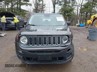2016 Jeep Renegade Sport with VIN ZACCJBATXGPC85695, listed as a IAAI auction lot 42010070 with 131,839 mi miles. Bid and sale history available at carsss.com. Image 12.