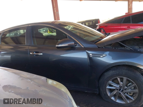 2020 Kia Optima LX with VIN 5XXGT4L34LG410127, listed as a IAAI auction lot 41335079 with 108,040 mi miles. Bid and sale history available at carsss.com. Image 13.