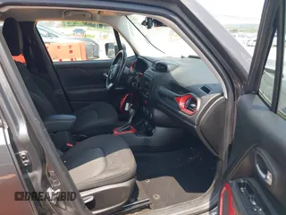2017 Jeep Renegade Trailhawk with VIN ZACCJBCB7HPG42238, listed as a IAAI auction lot 42562113 with 105,045 mi miles and . Bid and sale history available at DreamBid. Image 5.