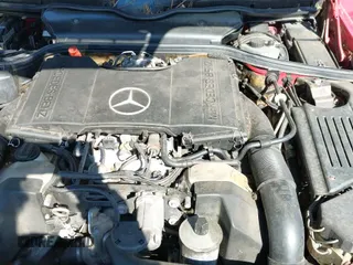 1992 Mercedes-Benz 500 z VIN WDBFA66E8NF043632, wystawiony jako IAAI lot #42049992 z przebiegiem 101 690 mil mil oraz . Historia ofert i sprzedaży dostępna na DreamBid. Obrazek 24.