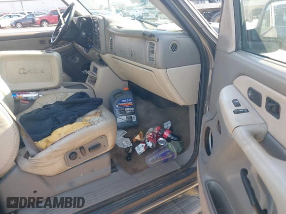 2001 GMC Yukon SLT with VIN 1GKEK13T81J272825, listed as a IAAI auction lot 41350595 with 349,413 mi miles. Bid and sale history available at carsss.com. Image 5.