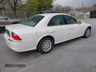 2005 Lincoln LS w/Luxury Pkg with VIN 1LNHM86S05Y640194, listed as a IAAI auction lot 41821098 with 196,063 mi miles. Bid and sale history available at carsss.com. Image 4.