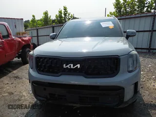 2024 Kia Telluride EX with VIN 5XYP3DGC9RG428637, listed as a IAAI auction lot 40288347 with 26,854 mi miles and . Bid and sale history available at carsss.com. Image 12.