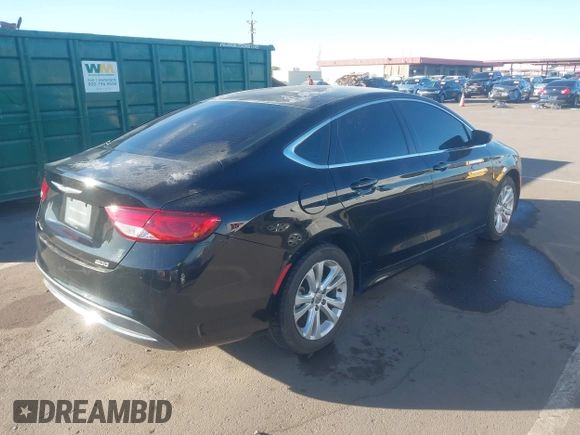 2015 Chrysler 200 Limited with VIN 1C3CCCAB9FN632906, listed as a IAAI auction lot 41418163 with 181,428 mi miles. Bid and sale history available at carsss.com. Image 4.