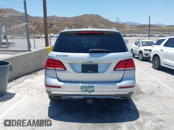 2016 Mercedes-Benz GLE 350 с VIN 4JGDA5JB2GA812671, выставлен на аукционе IAAI как лот 42544096 с пробегом 96 975 миль миль и . История ставок и продаж доступна на DreamBid. Изображение 17.