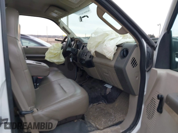 2008 Ford F-250 with VIN 1FDNF215X8ED75835, listed as a IAAI auction lot 41622208 with Not provided miles and . Bid and sale history available at DreamBid. Image 5.