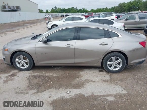 2024 Chevrolet Malibu LS with VIN 1G1ZB5ST7RF116448, listed as a IAAI auction lot 42212025 with 38,724 mi miles and . Bid and sale history available at carsss.com. Image 14.