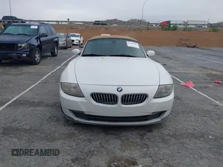 2007 BMW Z4 3.0si with VIN 4USBU53597LX02452, listed as a IAAI auction lot 41788102 with 196,971 mi miles and . Bid and sale history available at DreamBid. Image 12.