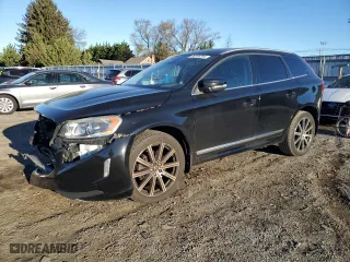 2015 Volvo XC60 T5 Drive-E Platinum with VIN YV440MDM6F2736859, listed as a Copart auction lot 80358394 with 98,191 mi miles and Salvage Title. Bid and sale history available at carsss.com. Image 1.