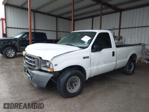 2002 Ford F-250 XL z VIN 1FTNF20L22EB02819, wystawiony jako IAAI lot #42183365 z przebiegiem 254 171 mil mil oraz . Historia ofert i sprzedaży dostępna na DreamBid. Obrazek 2.