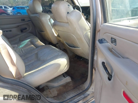 2004 Chevrolet Tahoe LT with VIN 1GNEC13Z24J170834, listed as a IAAI auction lot 41149637 with 362,679 mi miles and . Bid and sale history available at DreamBid. Image 8.