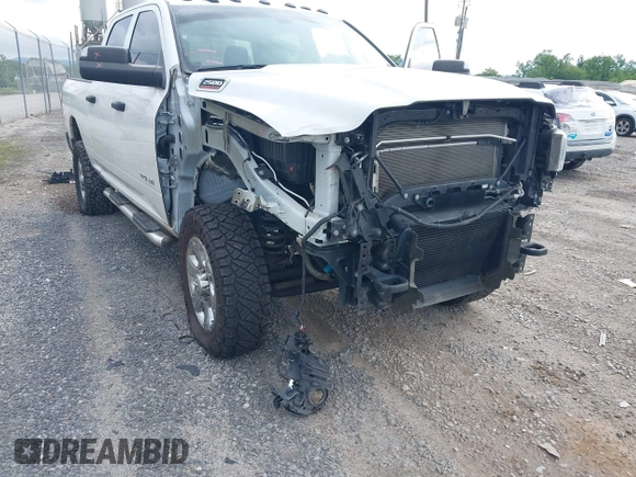 2022 Ram 2500 Tradesman with VIN 3C6UR5CL9NG126846, listed as a IAAI auction lot 42395508 with 54,602 mi miles and . Bid and sale history available at DreamBid. Image 6.