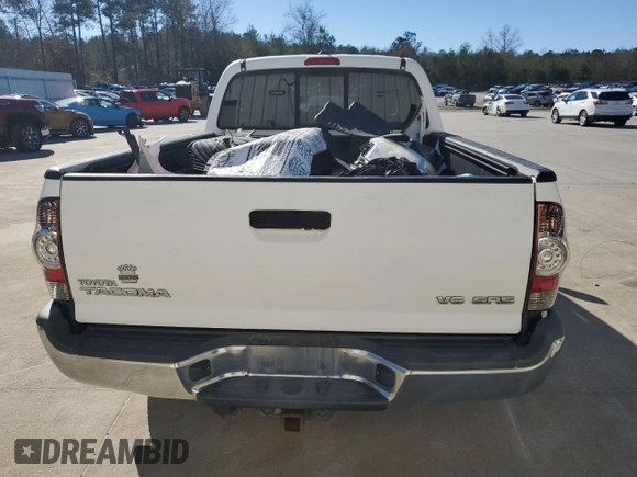 2015 Toyota Tacoma with VIN 3TMMU4FN1FM087252, listed as a Copart auction lot 85650274 with 138,061 mi miles and Salvage Title. Bid and sale history available at DreamBid. Image 6.