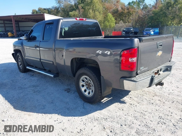 2010 Chevrolet Silverado 1500 LS with VIN 1GCSKREA5AZ201544, listed as a IAAI auction lot 40973633 with 361,037 mi miles and . Bid and sale history available at DreamBid. Image 3.