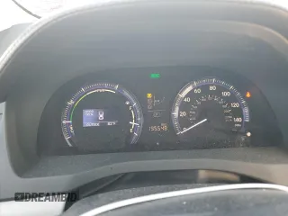 2010 Lexus HS 250h with VIN JTHBB1BA7A2008020, listed as a Copart auction lot 43164075 with 195,548 mi miles and Salvage Title. Bid and sale history available at DreamBid. Image 9.