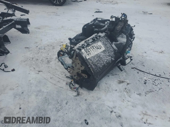 2019 Chevrolet Blazer z VIN 3GNKBBRA4KS635980, wystawiony jako Copart lot #89118345 z przebiegiem Nie podano mil oraz Nie do naprawy • Non repairable. Historia ofert i sprzedaży dostępna na DreamBid. Obrazek 2.