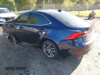 2018 Lexus IS 300 z VIN JTHC81D2XJ5031427, wystawiony jako IAAI lot #42059295 z przebiegiem 84 586 mil mil oraz . Historia ofert i sprzedaży dostępna na DreamBid. Obrazek 3.