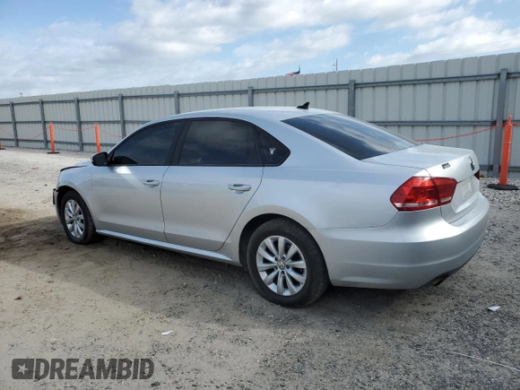 2014 Volkswagen Passat S with VIN 1VWAS7A30EC092486, listed as a Copart auction lot 87487514 with 15,800 mi miles and Salvage Title. Bid and sale history available at carsss.com. Image 2.