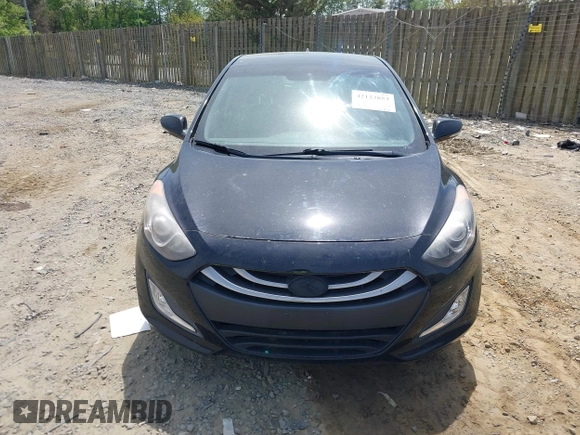 2014 Hyundai Elantra GT with VIN KMHD35LH5EU171894, listed as a IAAI auction lot 42123853 with 97,541 mi miles. Bid and sale history available at carsss.com. Image 6.