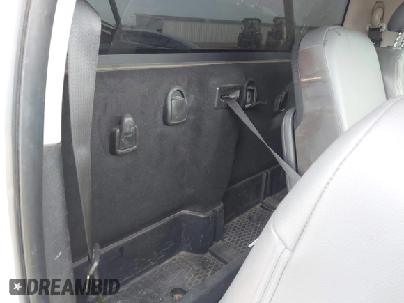2018 Ram 1500 Tradesman with VIN 3C6JR6AG7JG204405, listed as a IAAI auction lot 41925635 with 198,396 mi miles and . Bid and sale history available at DreamBid. Image 8.