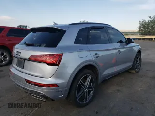 2023 Audi Q5 S line Premium Plus with VIN WA1E2AFY1P2052989, listed as a Copart auction lot 61967035 with 15,156 mi miles and Salvage title. Bid and sale history available at DreamBid. Image 3.