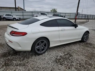 2019 Mercedes-Benz C 300 with VIN WDDWJ8EB6KF843271, listed as a Copart auction lot 52923985 with 139,948 mi miles and Clean Title. Bid and sale history available at DreamBid. Image 3.