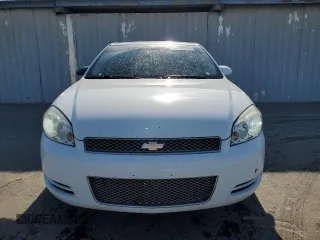 2014 Chevrolet Impala LT z VIN 2G1WB5E34E1147639, wystawiony jako Copart lot #56320445 z przebiegiem 121 243 mil mil oraz Czysty tytuł • Clean title. Historia ofert i sprzedaży dostępna na DreamBid. Obrazek 5.