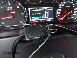 2016 Chevrolet Tahoe LTZ z VIN 1GNSCCKC2GR100879, wystawiony jako IAAI lot #41112832 z przebiegiem 213 649 mil mil oraz . Historia ofert i sprzedaży dostępna na DreamBid. Obrazek 11.