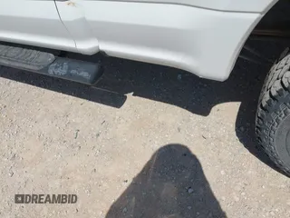 2017 Ford F-250 XLT с VIN 1FT7X2B6XHEF24648, выставлен на аукционе IAAI как лот 42256826 с пробегом 107 678 миль миль и . История ставок и продаж доступна на DreamBid. Изображение 6.