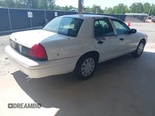 2007 Ford Police Interceptor with VIN 2FAFP71W47X128454, listed as a IAAI auction lot 42079360 with 263,185 mi miles and . Bid and sale history available at DreamBid. Image 4.