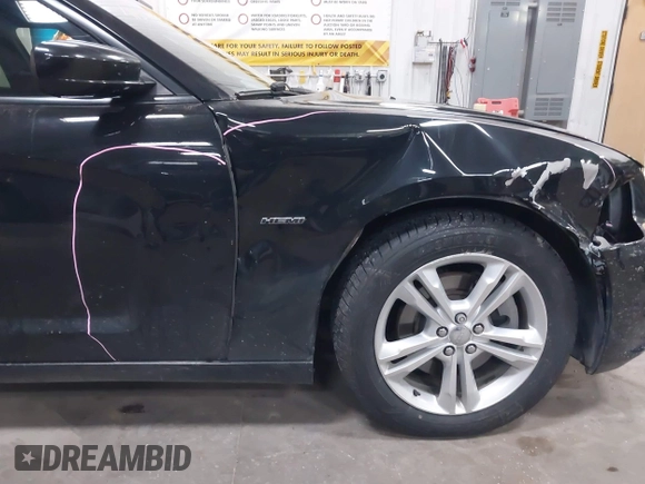 2011 Dodge Charger RT Plus with VIN 2B3CM5CT2BH521841, listed as a IAAI auction lot 41571696 with 186,120 mi miles. Bid and sale history available at carsss.com. Image 17.